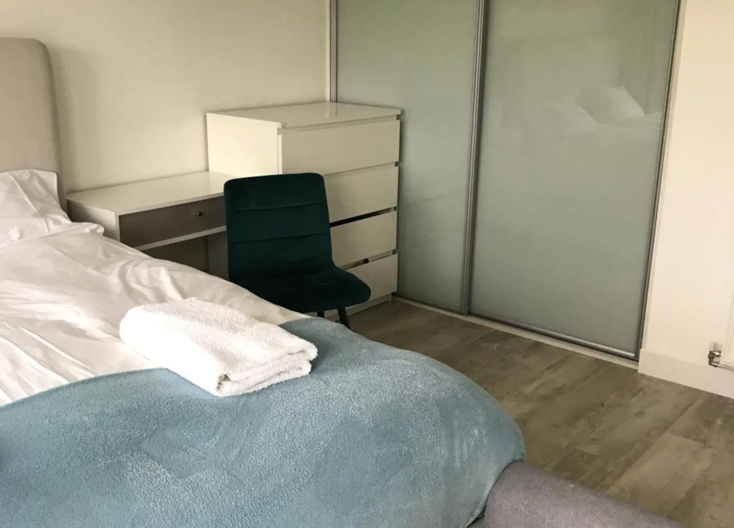 אדינבורו Two Bedrooms With 3 Double Beds 2 Bathrooms בית אירוח