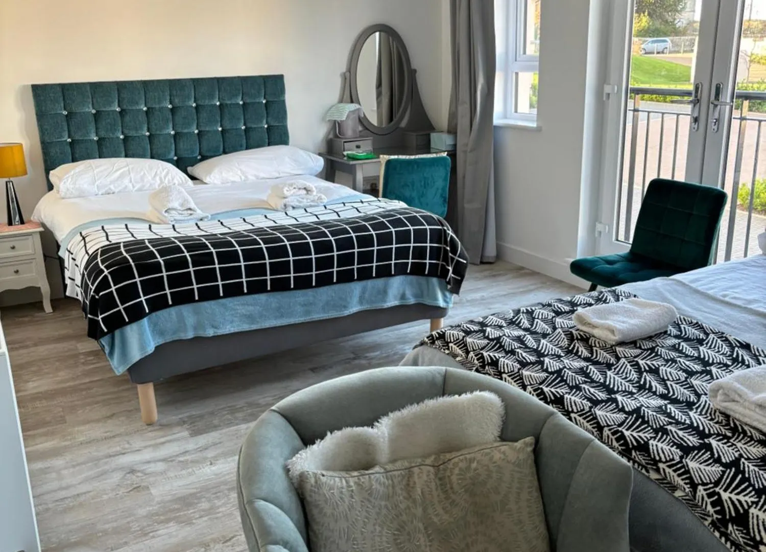 אדינבורו Two Bedrooms With 3 Double Beds 2 Bathrooms בית אירוח